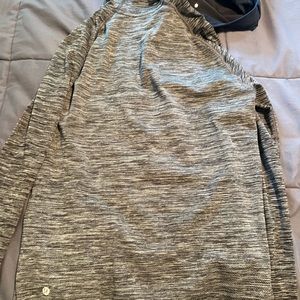 Lululemon light sweatshirt